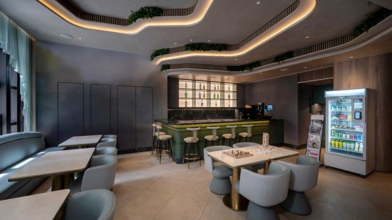 Y Lounge